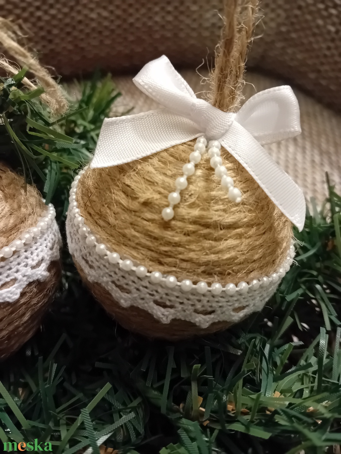 Karácsonyfadísz, natúr gömb dekoráció  - karácsony - karácsonyi lakásdekoráció - karácsonyfadíszek - Meska.hu