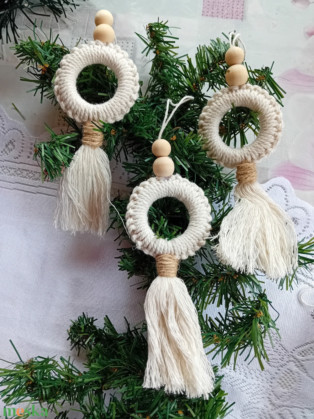 Karácsonyi dekor, fenyőfadísz - karácsony - karácsonyi lakásdekoráció - karácsonyfadíszek - Meska.hu Karácsonyi dekor, fenyőfadísz - karácsony - karácsonyi lakásdekoráció - karácsonyfadíszek - Meska.hu