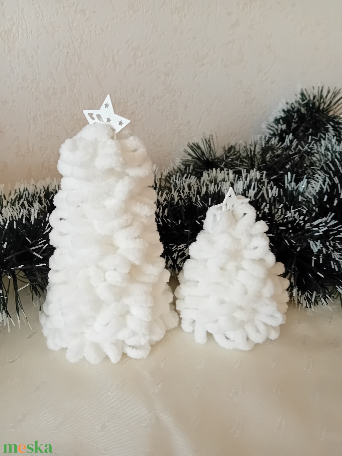 Karácsonyi fehér fonal fenyők - karácsony - karácsonyi lakásdekoráció - karácsonyi lakásdíszek - Meska.hu Karácsonyi fehér fonal fenyők - karácsony - karácsonyi lakásdekoráció - karácsonyi lakásdíszek - Meska.hu
