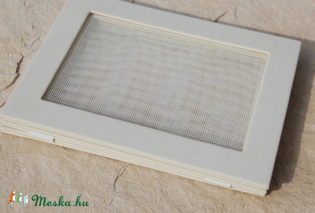 Összehajtható, leporelló hálós fülbevaló tartó -  - Meska.hu