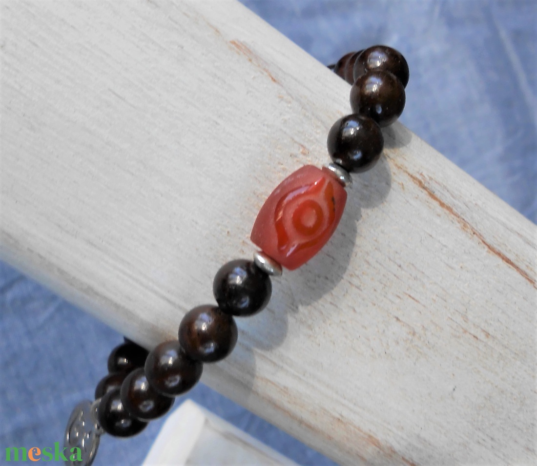 Védő szemes ébenfa karkötő - ékszer - karkötő - bogyós karkötő - Meska.hu