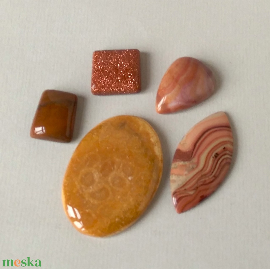 5 db ásvány kaboson ajándék zacskóban 6. - kellékek & szerszámok - gyöngyfűzés kellékek - cabochon - Meska.hu 5 db ásvány kaboson ajándék zacskóban 6. - kellékek & szerszámok - gyöngyfűzés kellékek - cabochon - Meska.hu