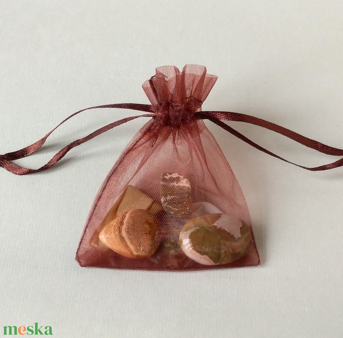 5 db ásvány kaboson ajándék zacskóban 8. - kellékek & szerszámok - gyöngyfűzés kellékek - cabochon - Meska.hu