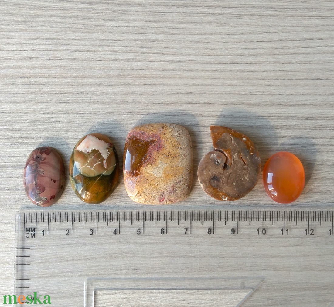 5 db ásvány kaboson ajándék zacskóban 15. - kellékek & szerszámok - gyöngyfűzés kellékek - cabochon - Meska.hu 5 db ásvány kaboson ajándék zacskóban 15. - kellékek & szerszámok - gyöngyfűzés kellékek - cabochon - Meska.hu