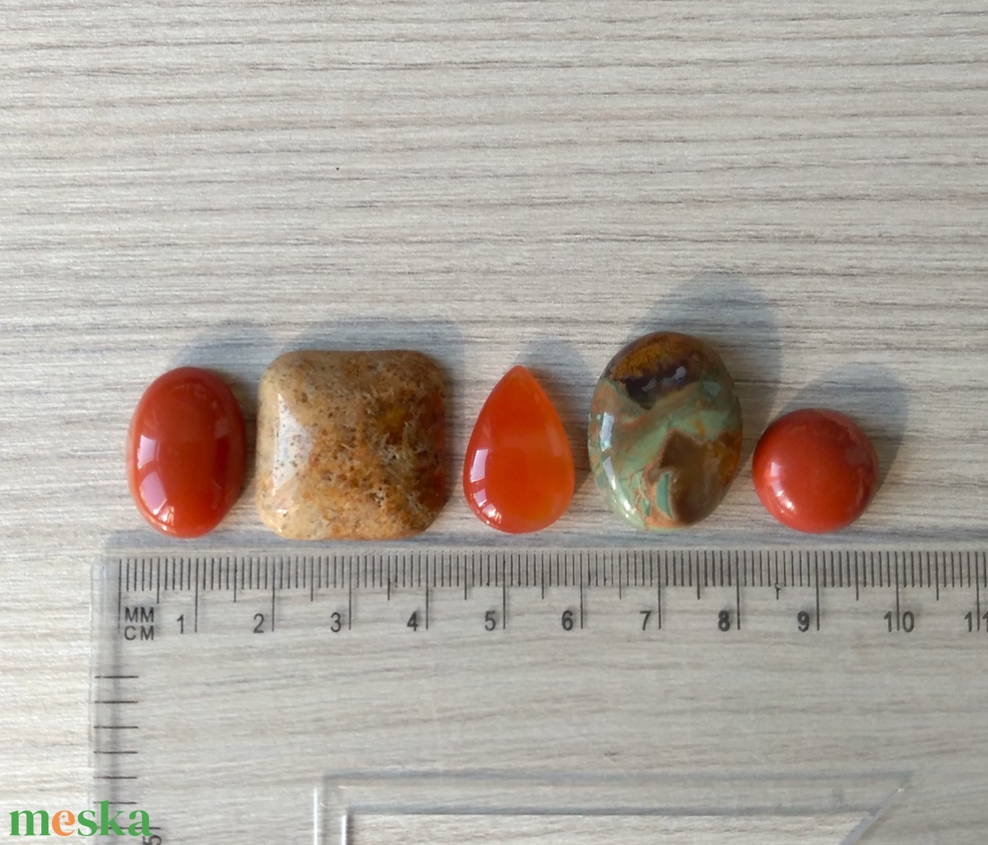 5 db ásvány kaboson ajándék zacskóban 19. - kellékek & szerszámok - gyöngyfűzés kellékek - cabochon - Meska.hu 5 db ásvány kaboson ajándék zacskóban 19. - kellékek & szerszámok - gyöngyfűzés kellékek - cabochon - Meska.hu