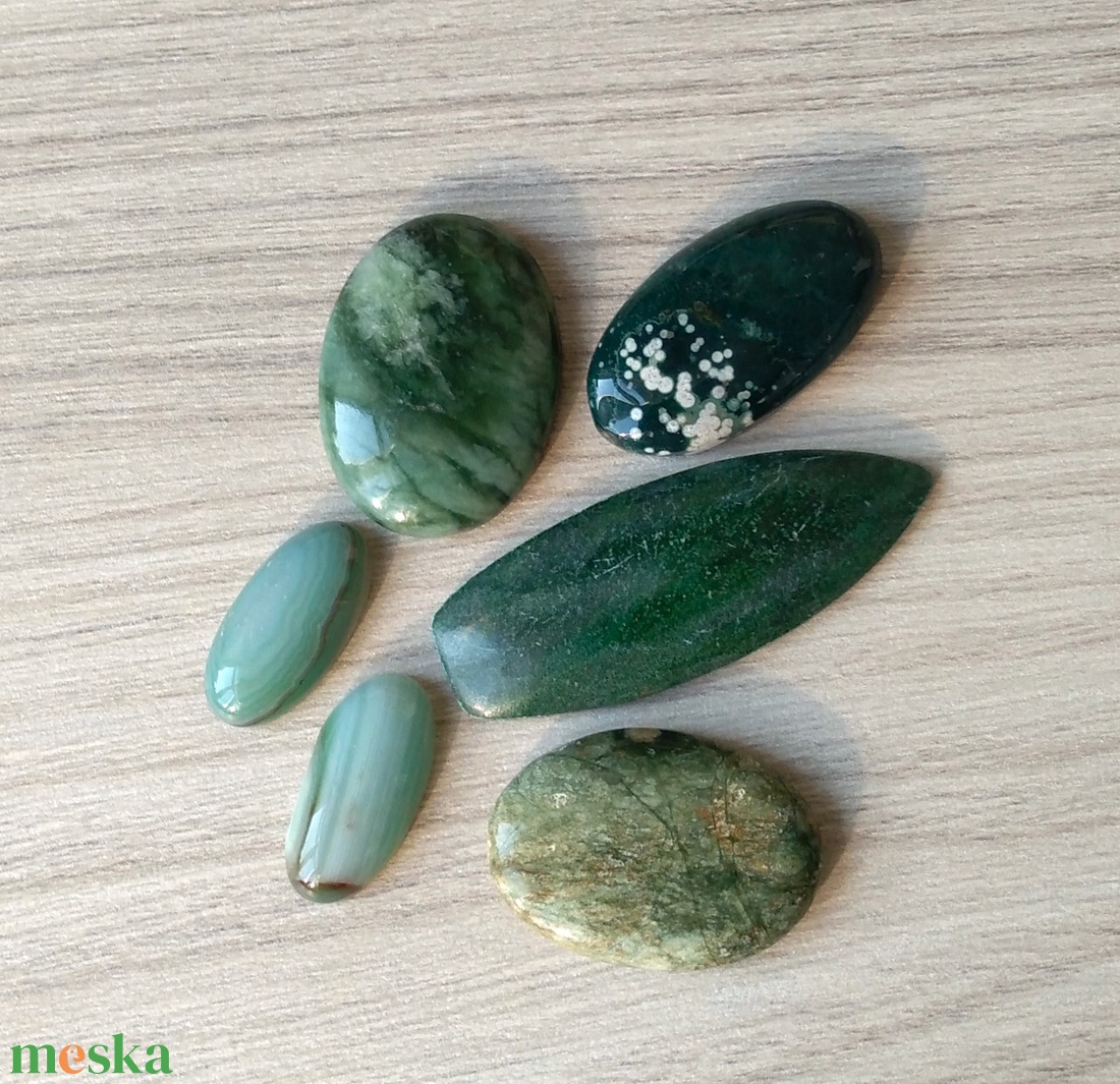6 db ásvány kaboson ajándék zacskóban 23. - kellékek & szerszámok - gyöngyfűzés kellékek - cabochon - Meska.hu