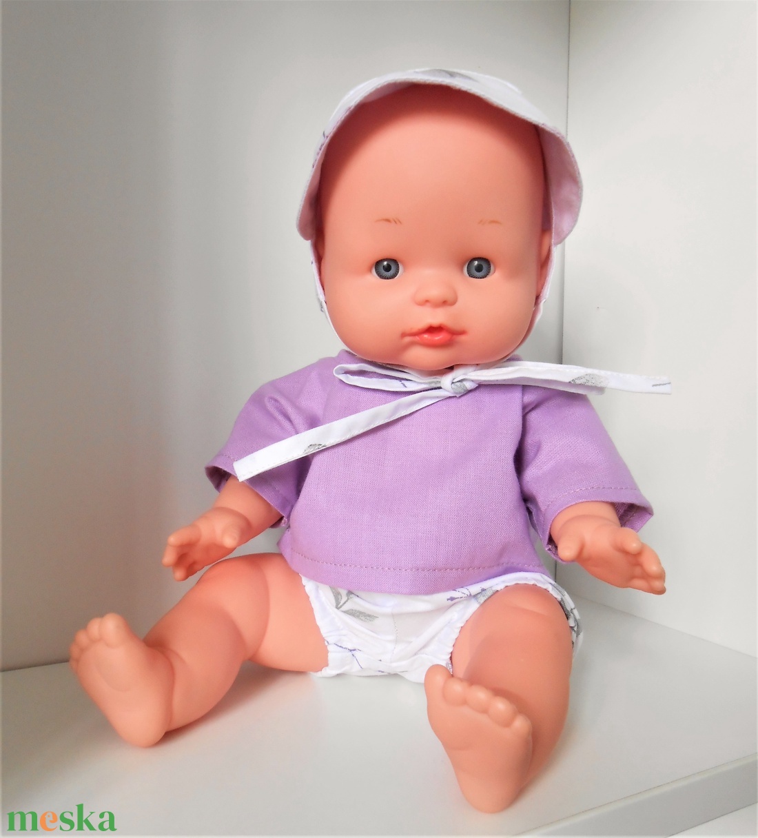 Orgona lila blúzos összeállítás sapkácskával - játék & sport - baba & babaház - babaruha, babakellék - Meska.hu