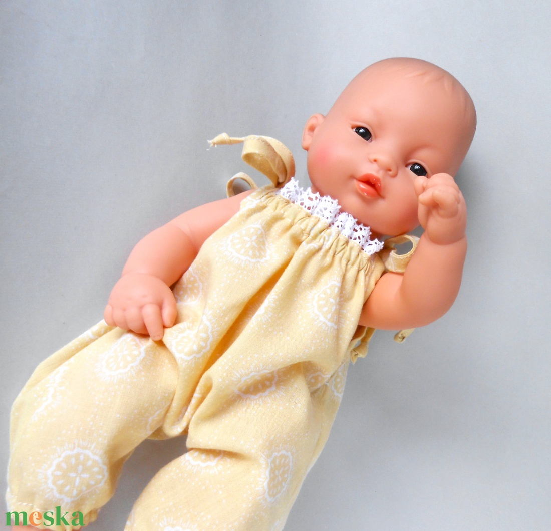 Vajsárga napozó, 30-32 cm-s bébi babákra - játék & sport - baba & babaház - babaruha, babakellék - Meska.hu Vajsárga napozó, 30-32 cm-s bébi babákra - játék & sport - baba & babaház - babaruha, babakellék - Meska.hu
