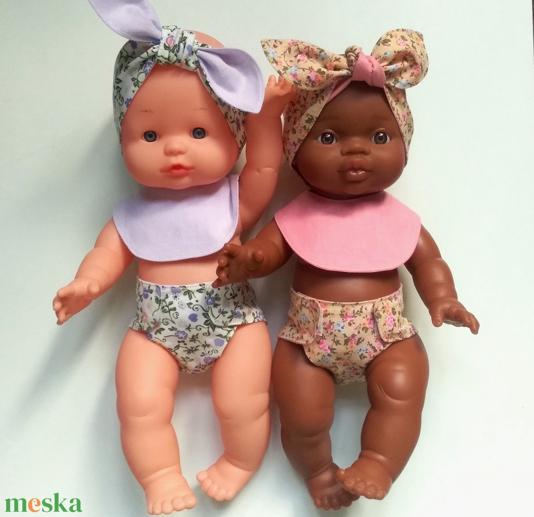 Pelenkás öltözék 34-38 cm-s bébi babákra - játék & sport - baba & babaház - babaruha, babakellék - Meska.hu Pelenkás öltözék 34-38 cm-s bébi babákra - játék & sport - baba & babaház - babaruha, babakellék - Meska.hu