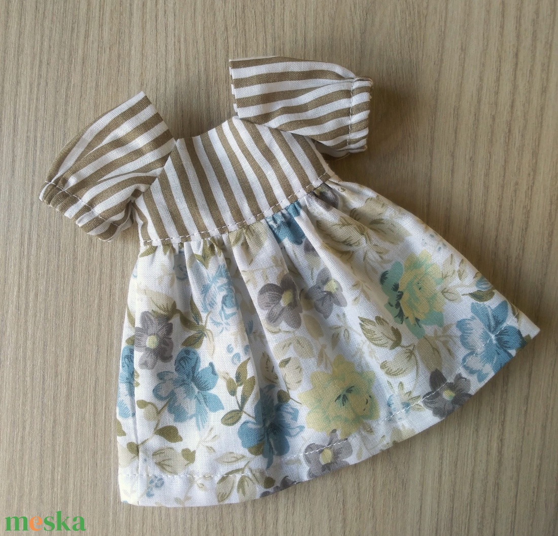 Rozi ruha, 32 cm-s Paola Reina babáknak - játék & sport - baba & babaház - babaruha, babakellék - Meska.hu Rozi ruha, 32 cm-s Paola Reina babáknak - játék & sport - baba & babaház - babaruha, babakellék - Meska.hu