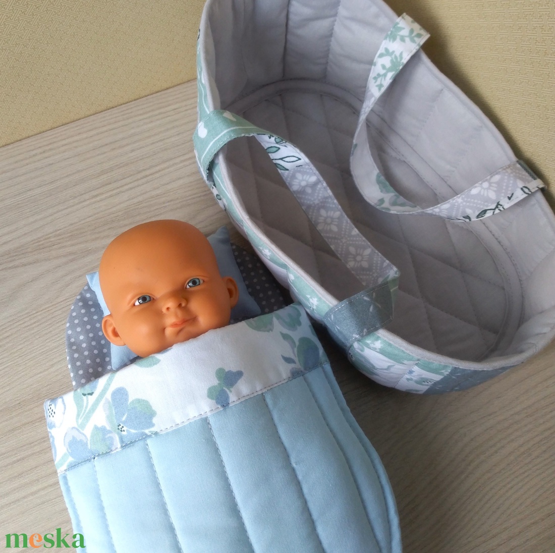 Patchwork mintás mózeskosár - játék & sport - baba & babaház - babaruha, babakellék - Meska.hu Patchwork mintás mózeskosár - játék & sport - baba & babaház - babaruha, babakellék - Meska.hu
