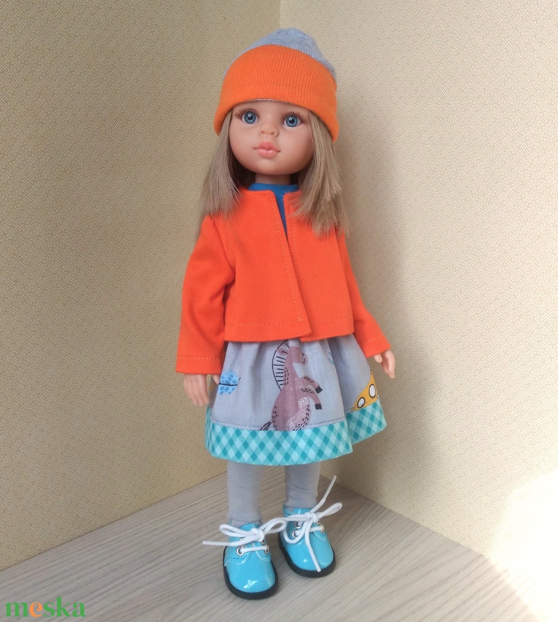 Narancs kabátos öltözék 32 cm-s Paola Reina babának - játék & sport - baba & babaház - babaruha, babakellék - Meska.hu