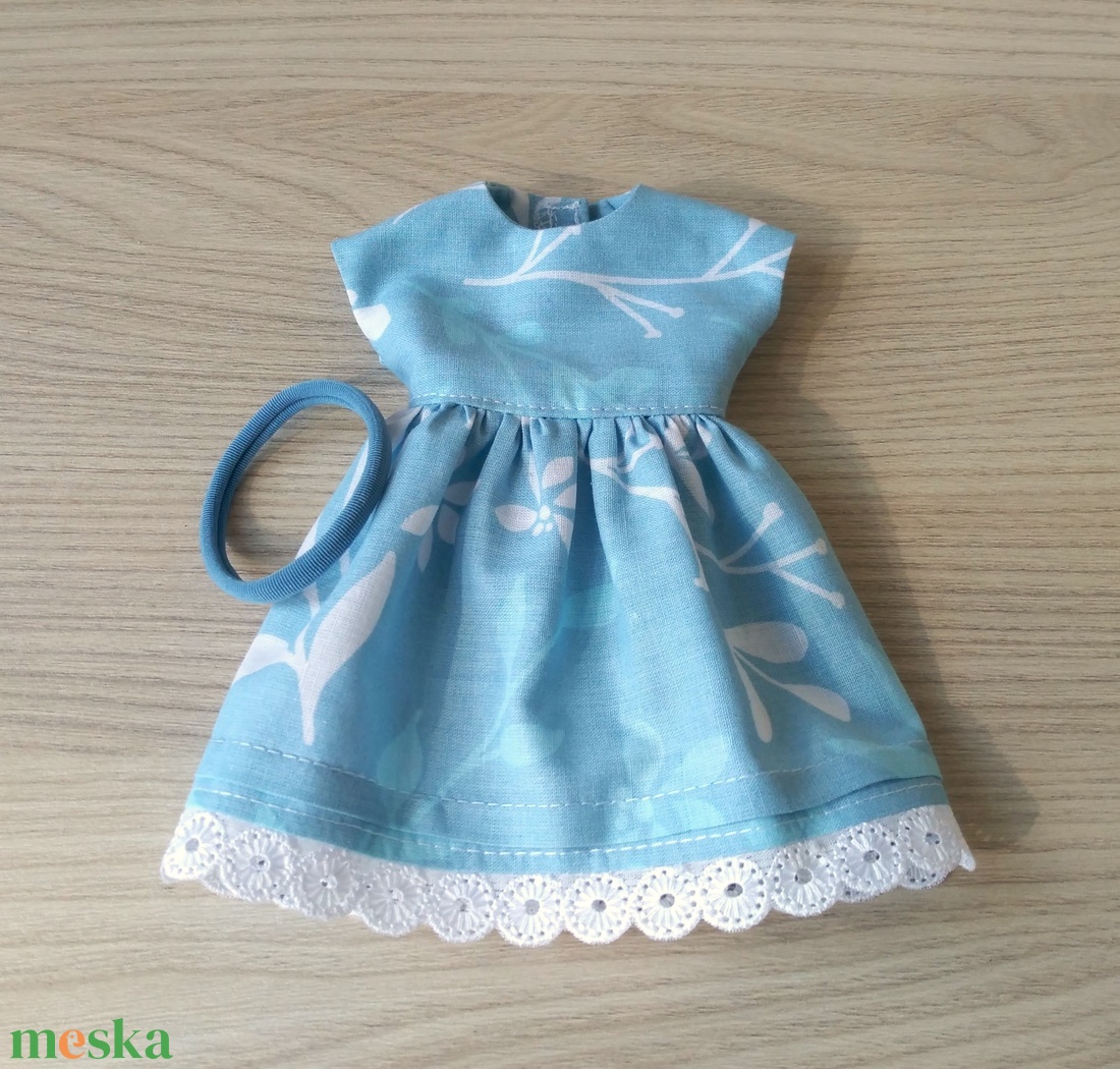Csipkeszegélyes ruha 32 cm-s Paola Reina babáknak. - játék & sport - baba & babaház - babaruha, babakellék - Meska.hu
