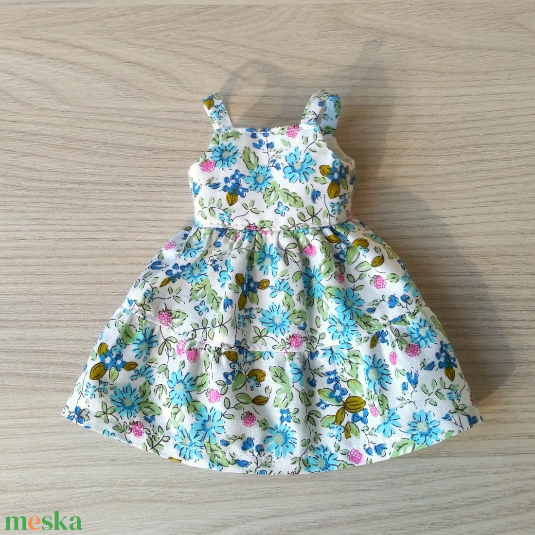 Lili ruha 32 cm-s Paola Reina babákra 1. - játék & sport - baba & babaház - babaruha, babakellék - Meska.hu Lili ruha 32 cm-s Paola Reina babákra 1. - játék & sport - baba & babaház - babaruha, babakellék - Meska.hu