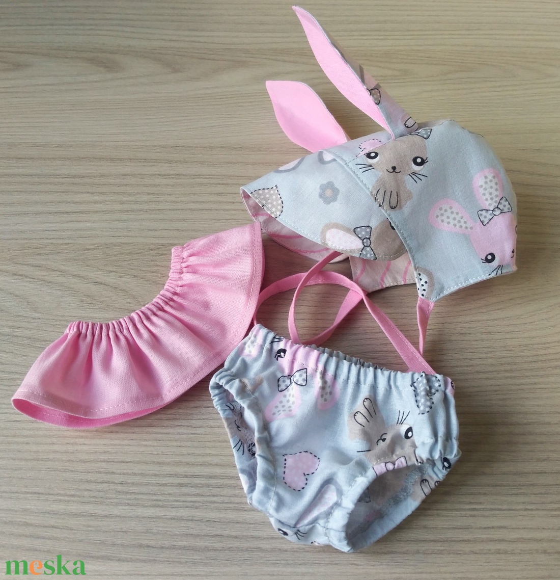 Nyuszifül öltözék 34-38 cm-s babáknak - játék & sport - baba & babaház - babaruha, babakellék - Meska.hu Nyuszifül öltözék 34-38 cm-s babáknak - játék & sport - baba & babaház - babaruha, babakellék - Meska.hu