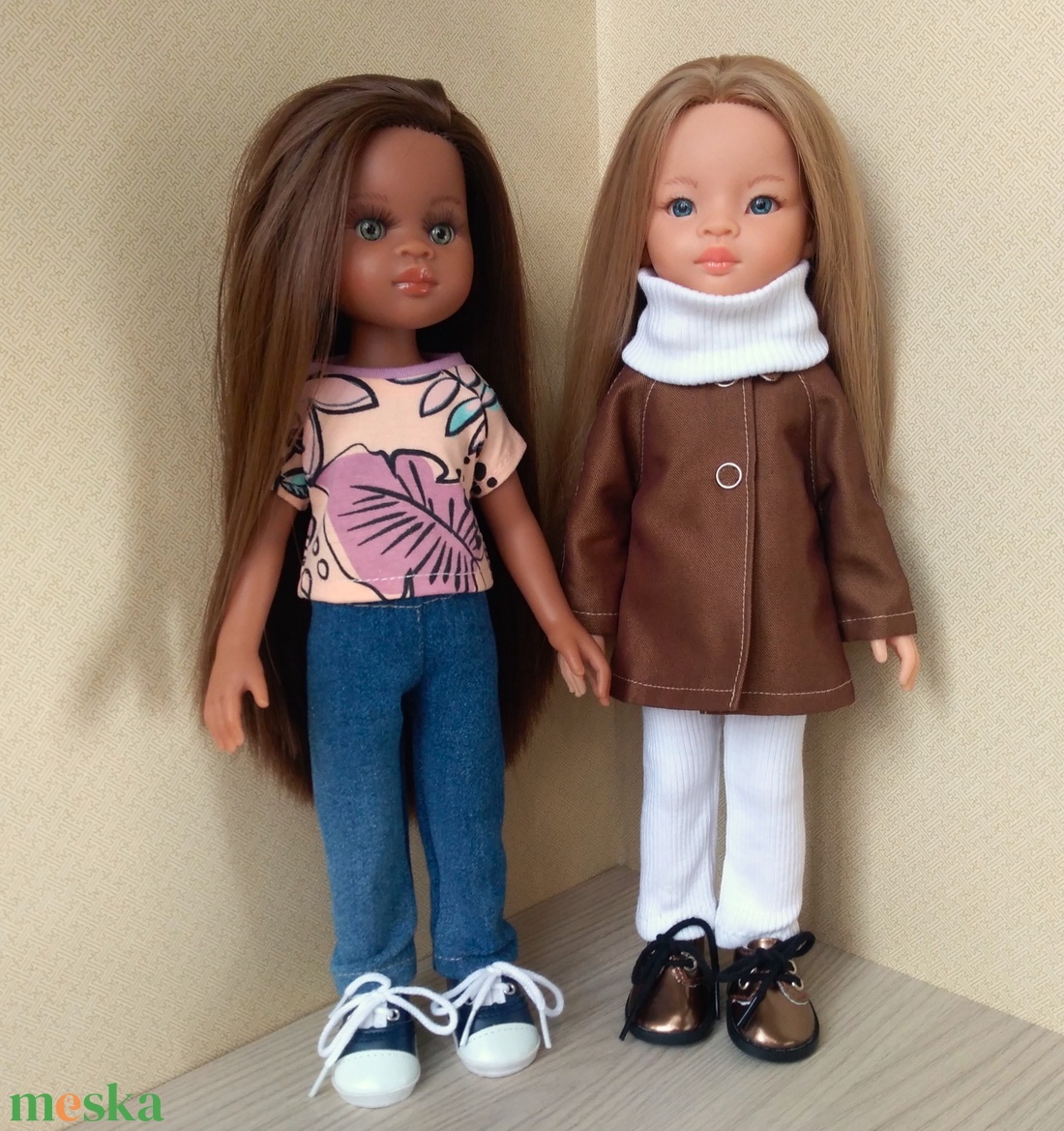 Két öltözék Paola Reina babának, Nettus24 részére - játék & sport - baba & babaház - babaruha, babakellék - Meska.hu