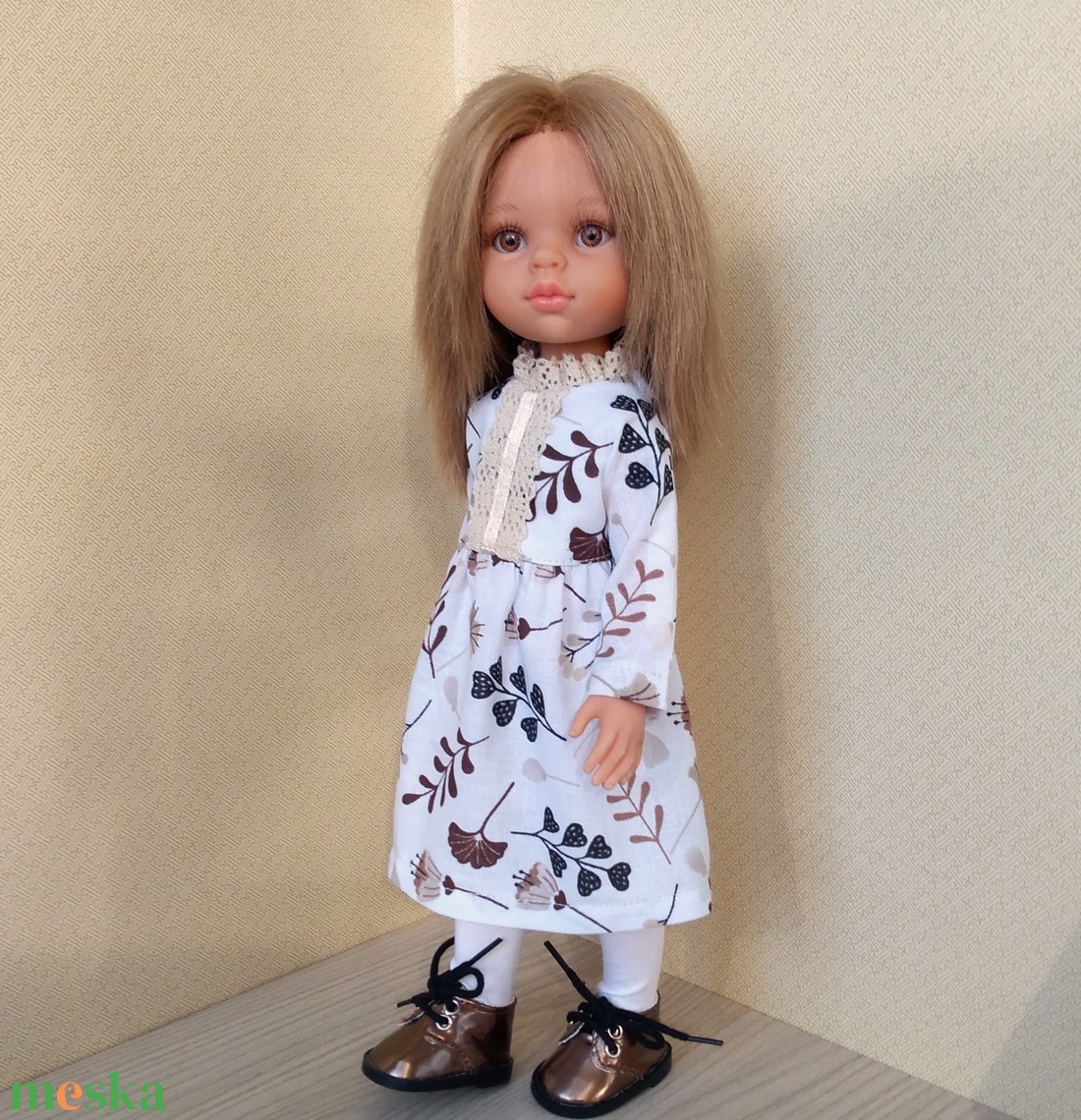 Nyakfodros ruha harisnya nadrággal Paola Reina babáknak - játék & sport - baba & babaház - babaruha, babakellék - Meska.hu