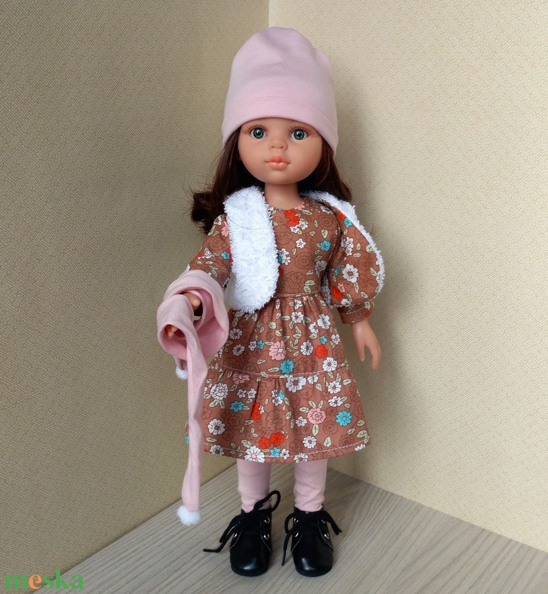 Mellényes öltözék Poal Reina babáknak - játék & sport - baba & babaház - babaruha, babakellék - Meska.hu