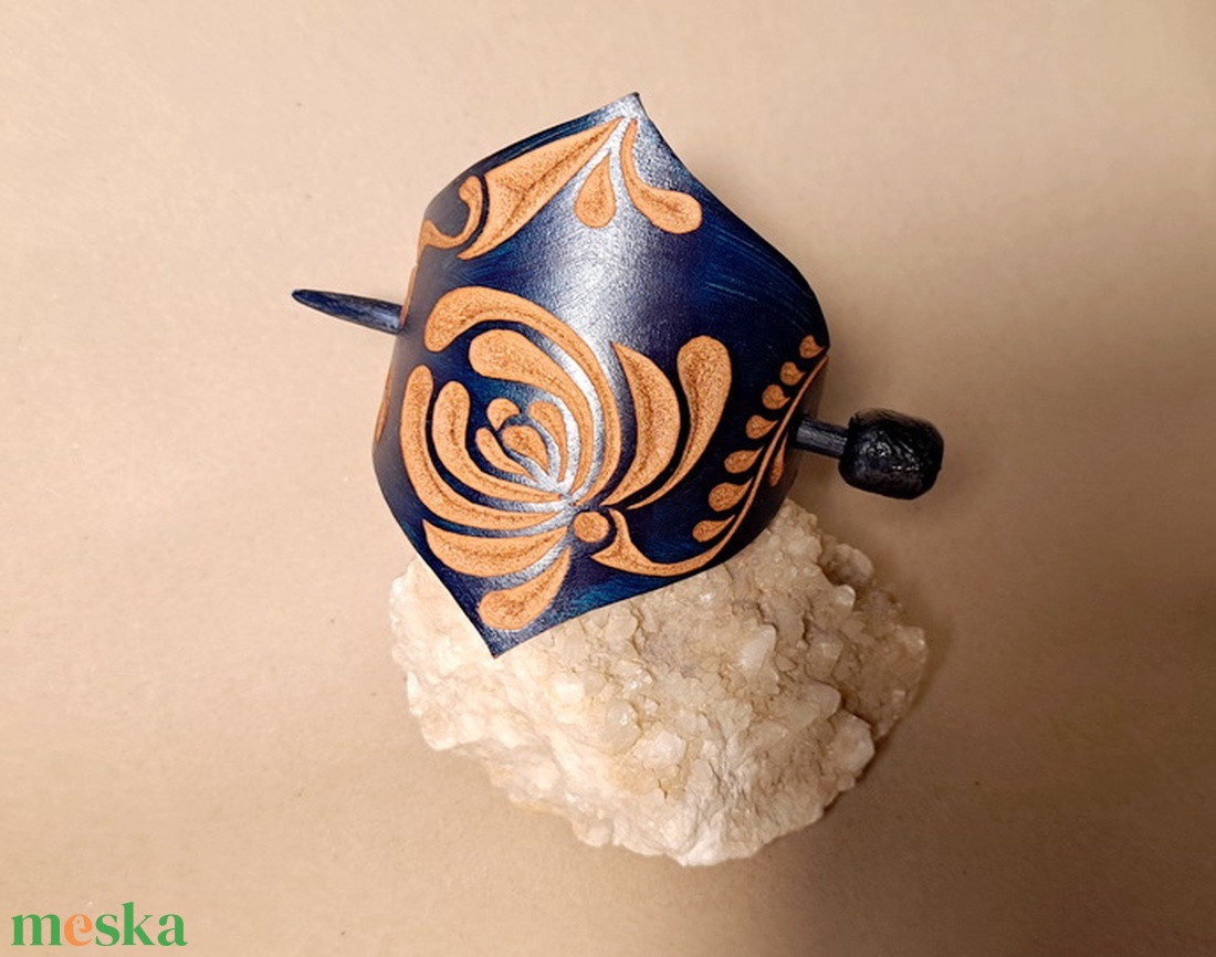 Lélekszerződés - bőr kontycsat - ruha & divat - hajdísz & hajcsat - hajcsat & hajtű - Meska.hu