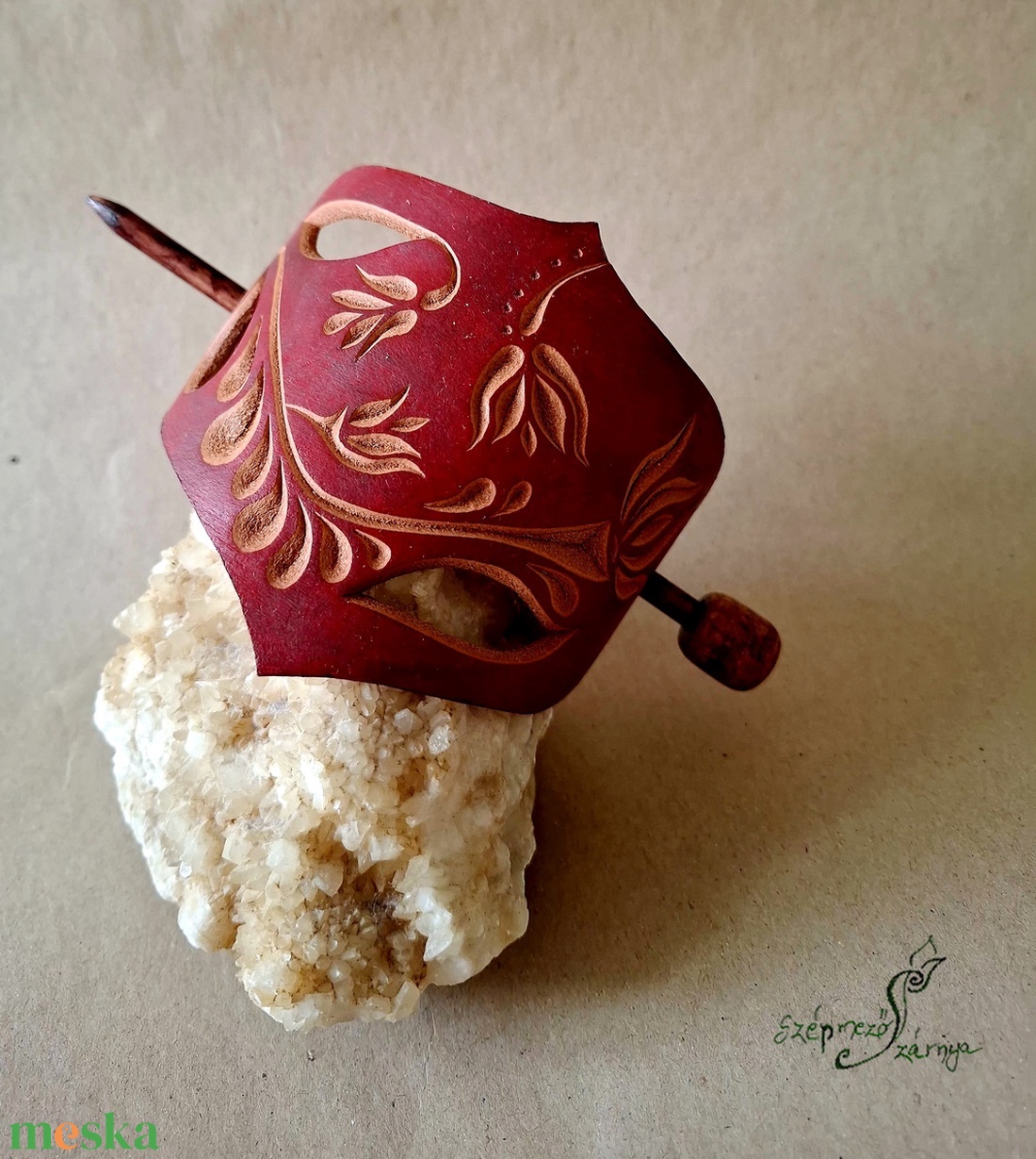 Virágzás - nagy bőr kontycsat - ruha & divat - hajdísz & hajcsat - hajcsat & hajtű - Meska.hu