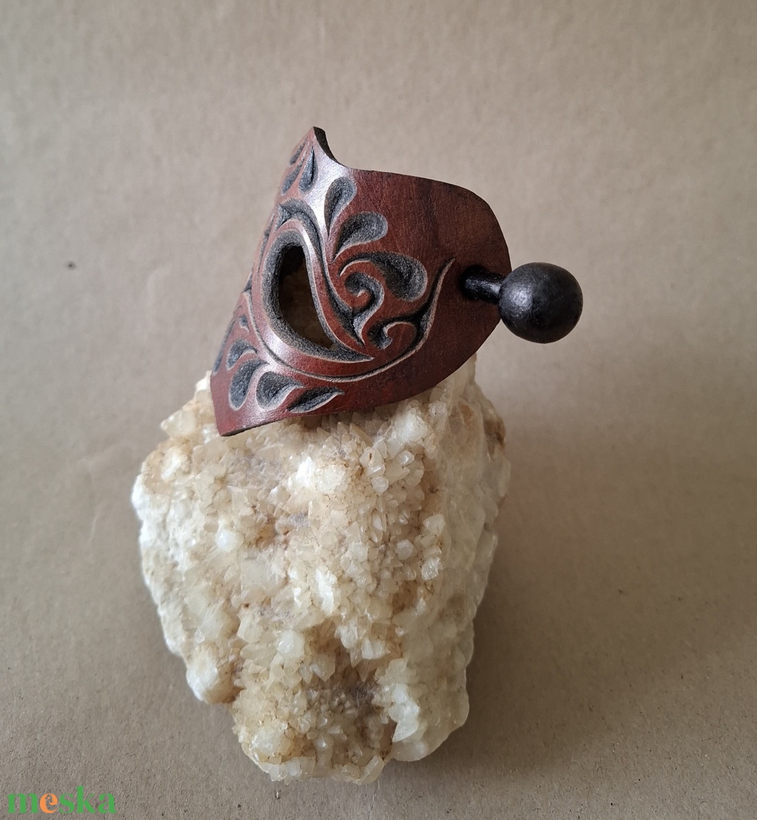 Hamvas tuli - bőr kontycsat - ruha & divat - hajdísz & hajcsat - hajcsat & hajtű - Meska.hu