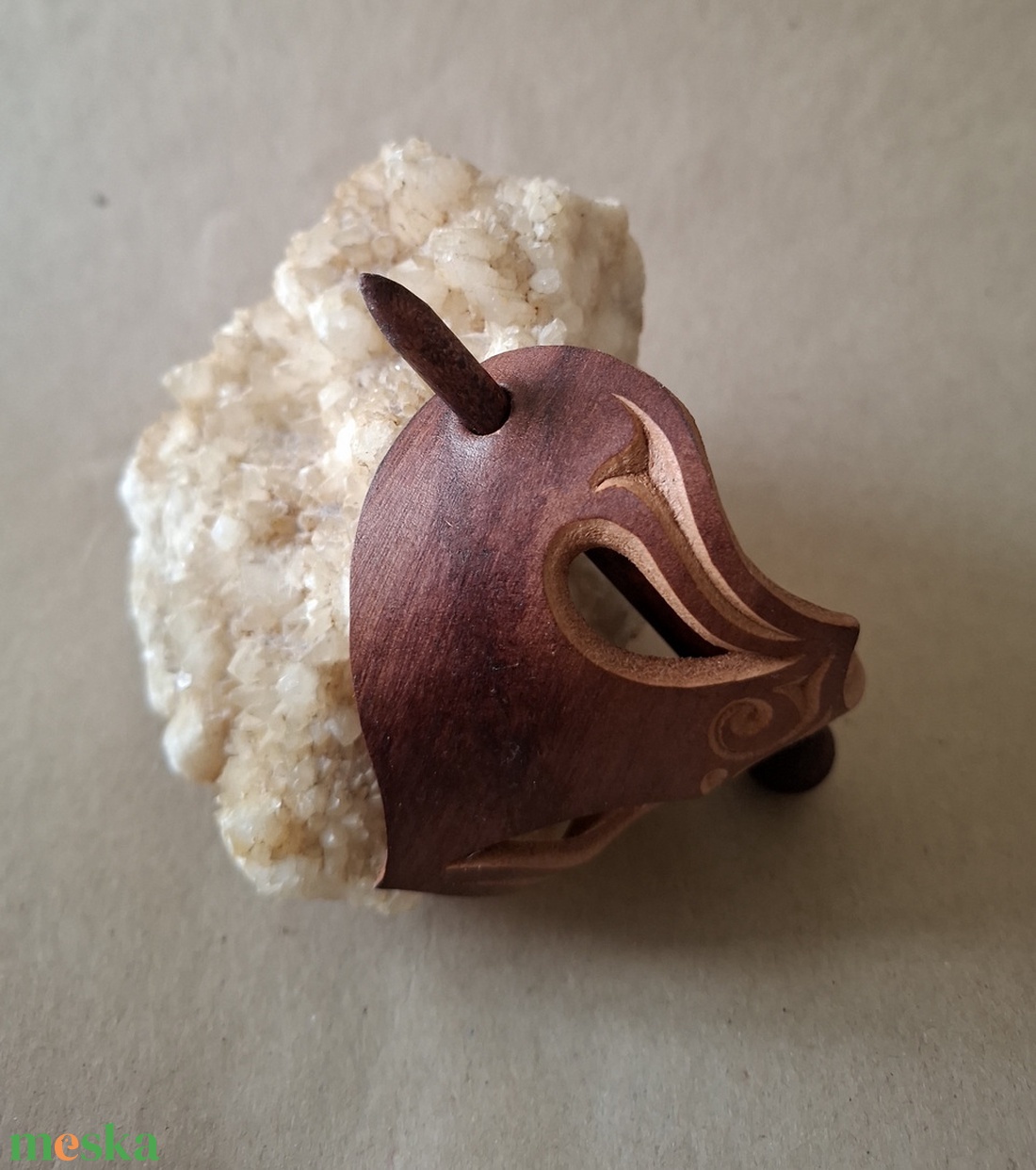 Szívügy - bőr kontycsat - ruha & divat - hajdísz & hajcsat - hajcsat & hajtű - Meska.hu