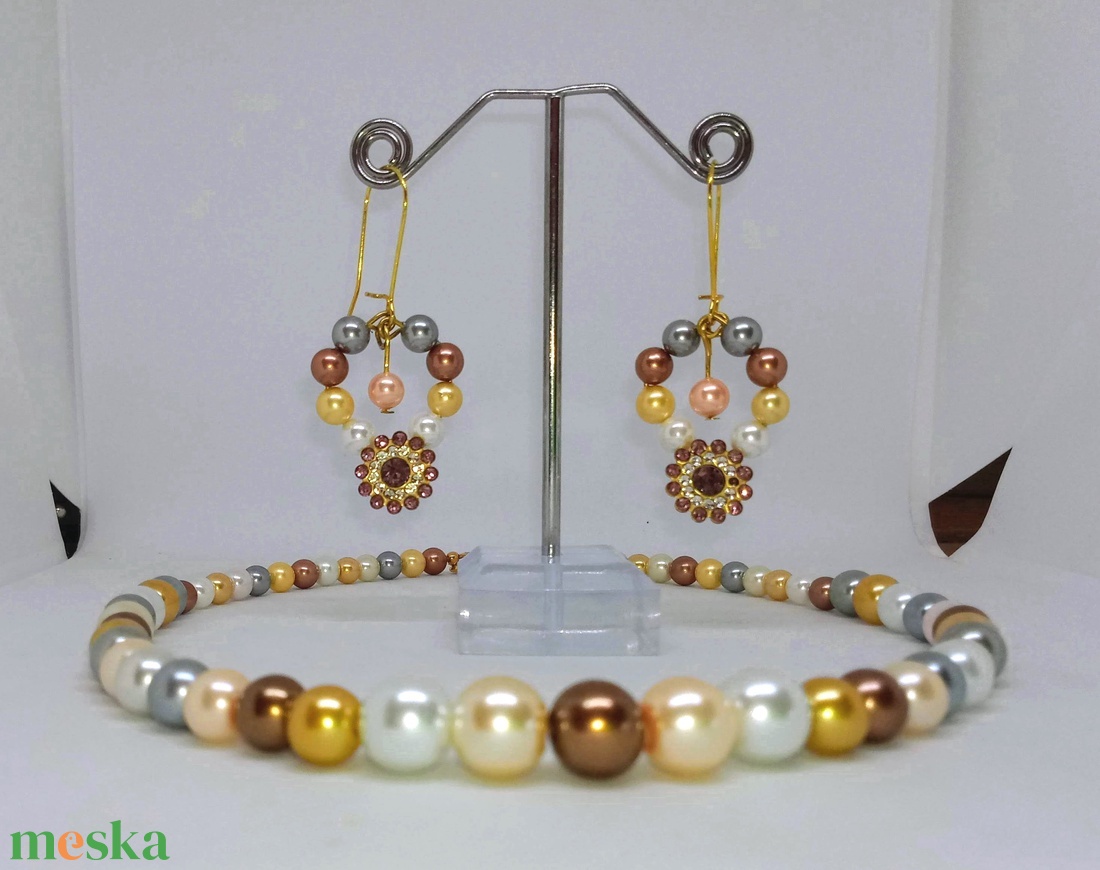 Színes tekla gyögy nyaklánc és fülbevaló szett kristályos medállal - ékszer - ékszerszett - Meska.hu