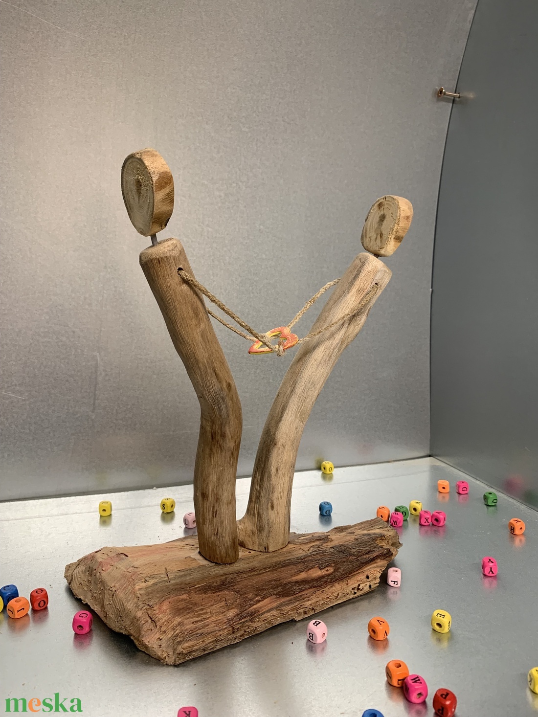 Táncoló pár szívvel a kezükben (AD24) - otthon & életmód - dekoráció - dísztárgy - Meska.hu