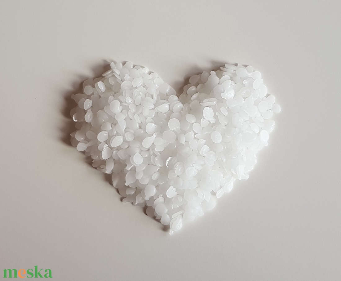 Paraffin gyertyaöntéshez (1 kg) - kellékek & szerszámok - vegyes alapanyag - Meska.hu Paraffin gyertyaöntéshez (1 kg) - kellékek & szerszámok - vegyes alapanyag - Meska.hu
