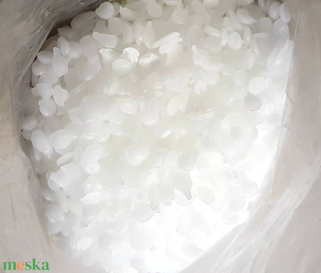 Paraffin pasztilla - kellékek & szerszámok - vegyes alapanyag - gyertya alapanyag - szójaviasz gyertya alapanyag - Meska.hu