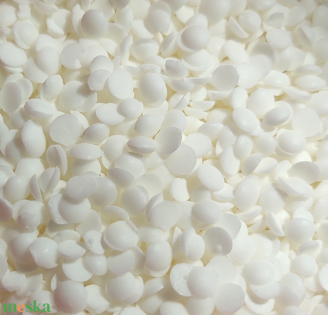 Hópihe (pasztillás szójaviasz) - kellékek & szerszámok - vegyes alapanyag - gyertya alapanyag - szójaviasz gyertya alapanyag - Meska.hu