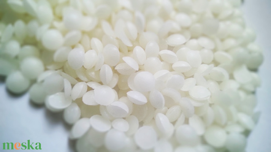 Hópihe (pasztillás szójaviasz) - kellékek & szerszámok - vegyes alapanyag - gyertya alapanyag - szójaviasz gyertya alapanyag - Meska.hu