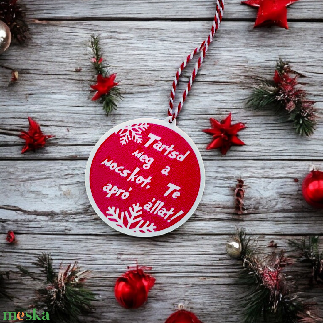 Tartsd meg a mocskot, te apró állat! - Vicces karácsonyfadísz 1. - karácsony - karácsonyi lakásdekoráció - karácsonyfadíszek - Meska.hu