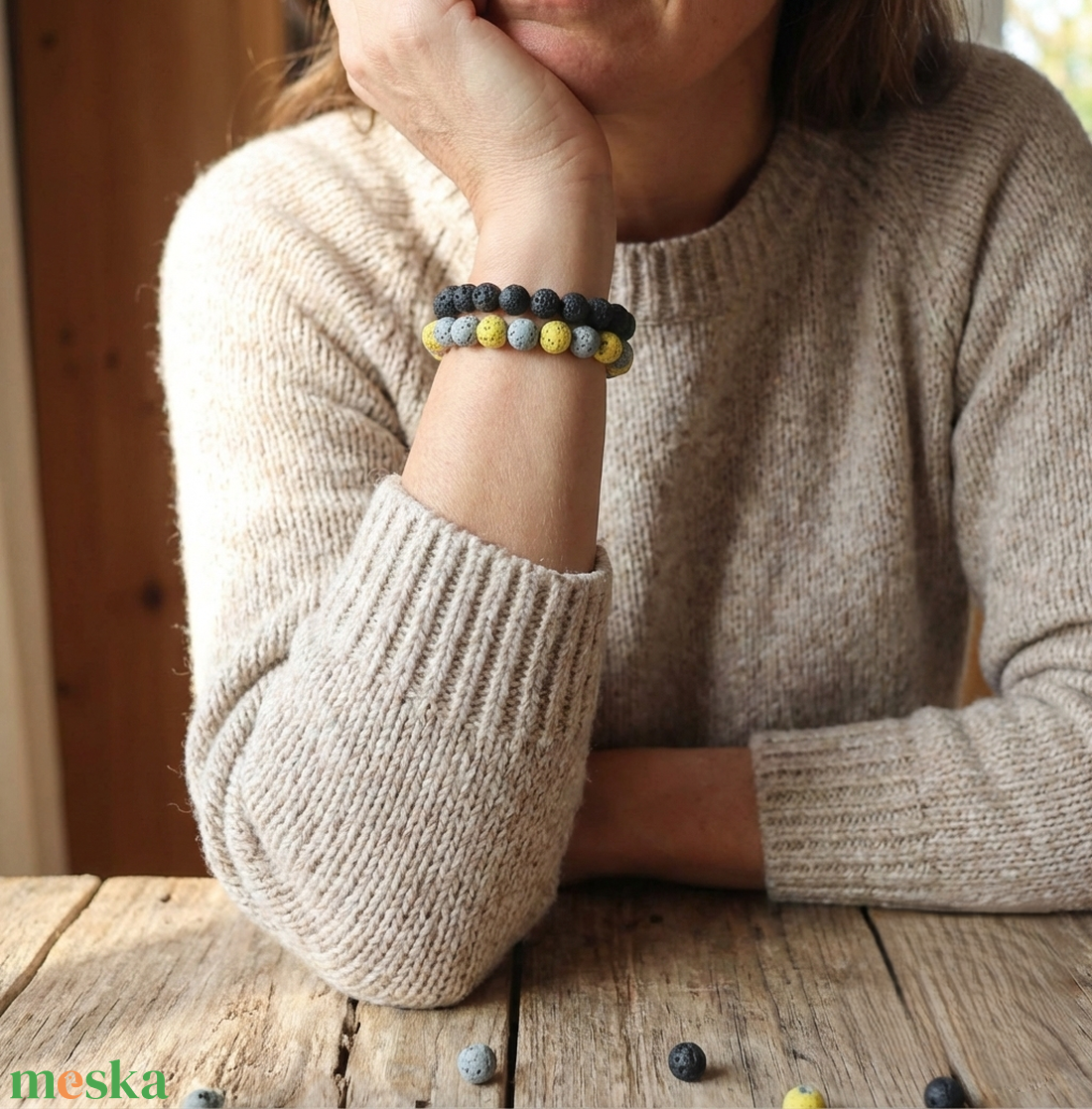 Lávakő karkötő � többféle színből - ékszer - karkötő - ásványkarkötő - Meska.hu