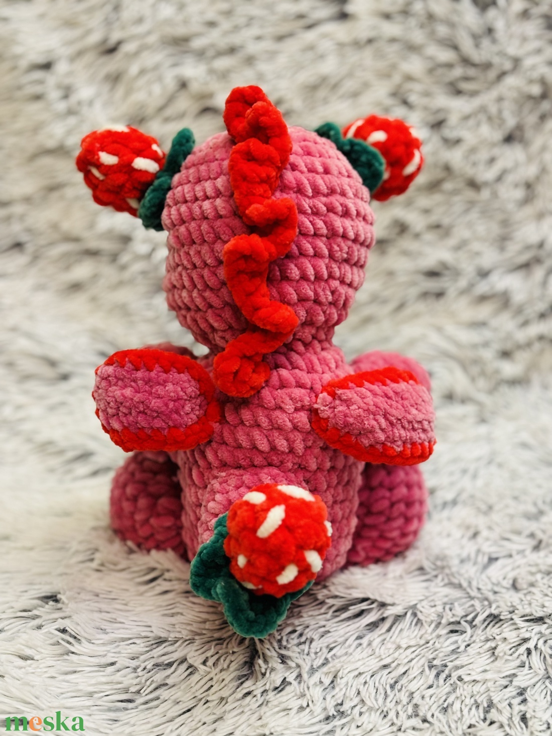 Horgolt eper sárkány - játék & sport - plüssállat & játékfigura - plüss sárkány - Meska.hu