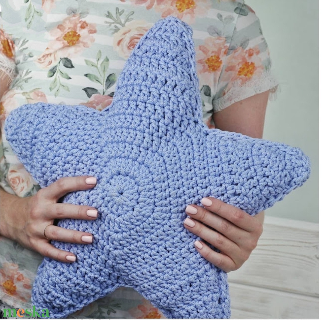 Csillag alakú horgolt párna - otthon & életmód - lakástextil - párna & párnahuzat - Meska.hu