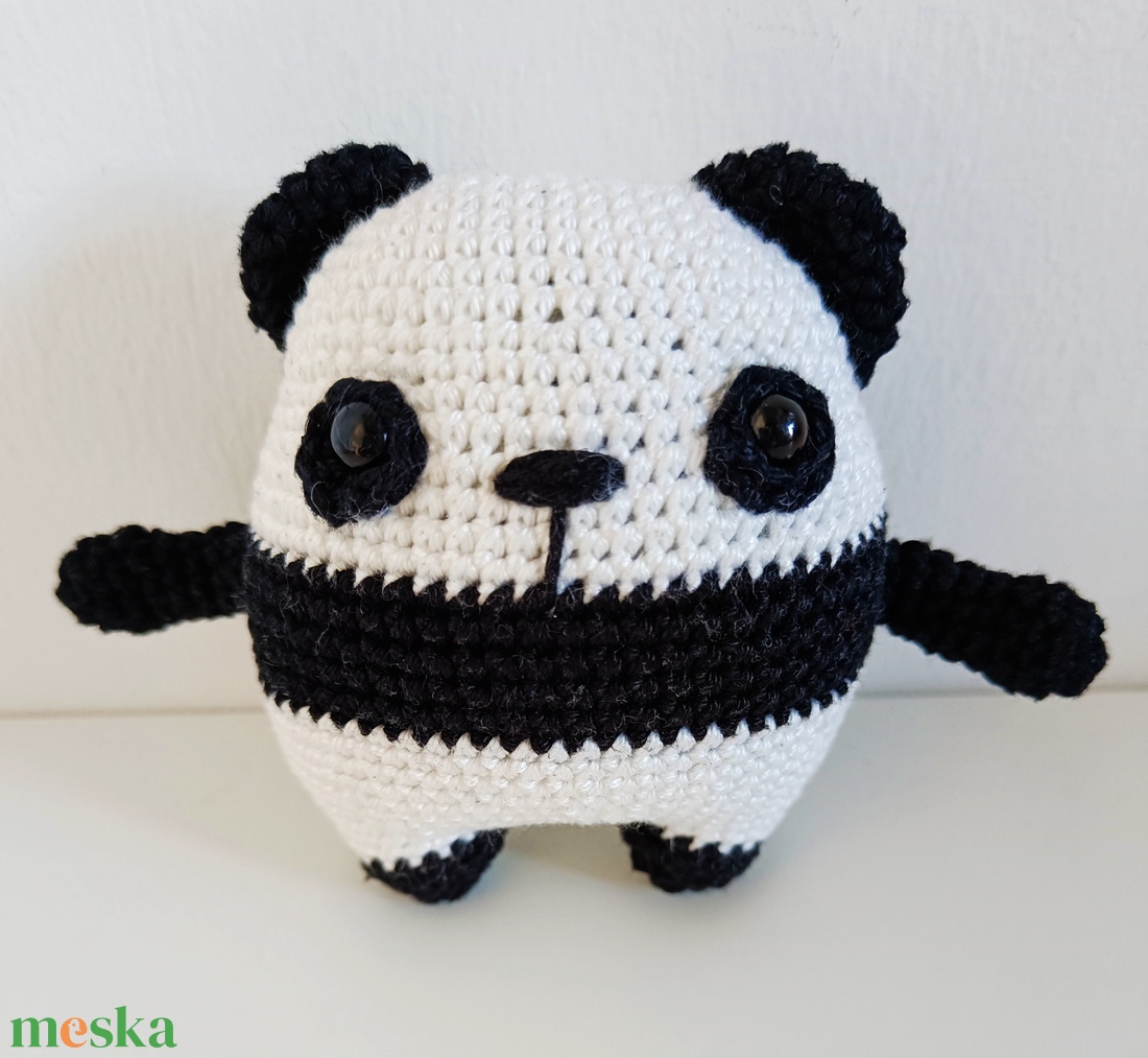 Horgolt panda - játék & sport - plüssállat & játékfigura - más figura - Meska.hu Horgolt panda - játék & sport - plüssállat & játékfigura - más figura - Meska.hu