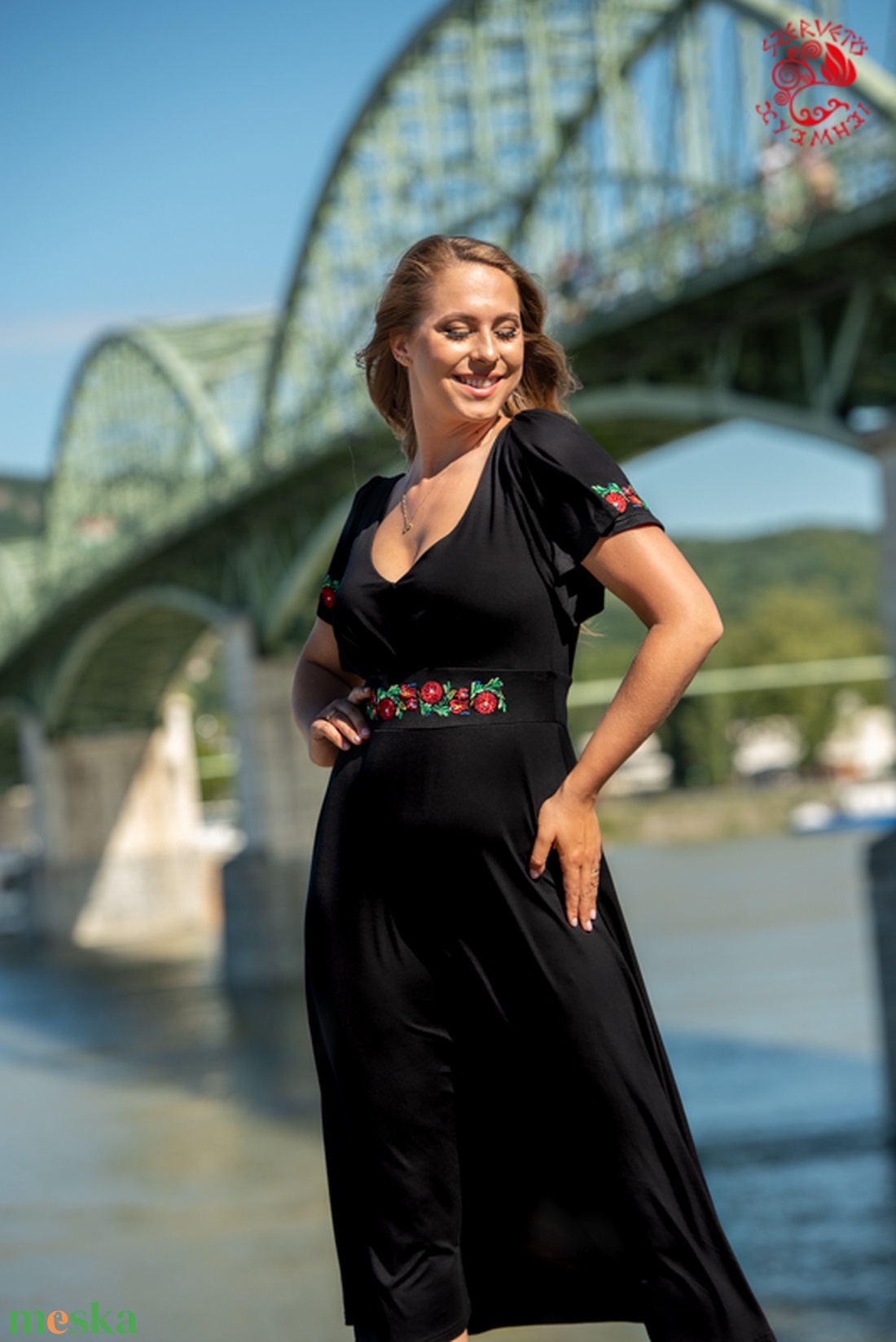 Villő ruha Szervető-matyó hímzéssel - fekete - ruha & divat - női ruha - ruha - Meska.hu Villő ruha Szervető-matyó hímzéssel - fekete - ruha & divat - női ruha - ruha - Meska.hu