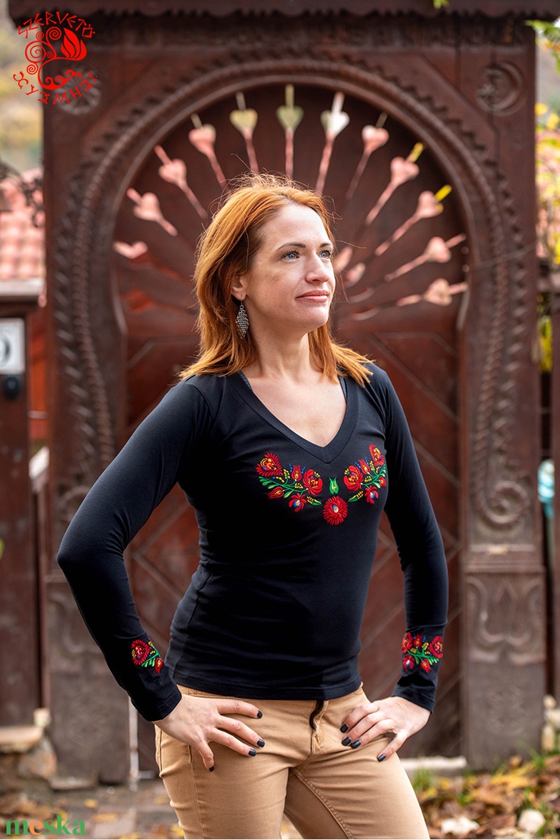 Szervető-matyó V hosszú ujjú - fekete - ruha & divat - női ruha - póló, felső - Meska.hu