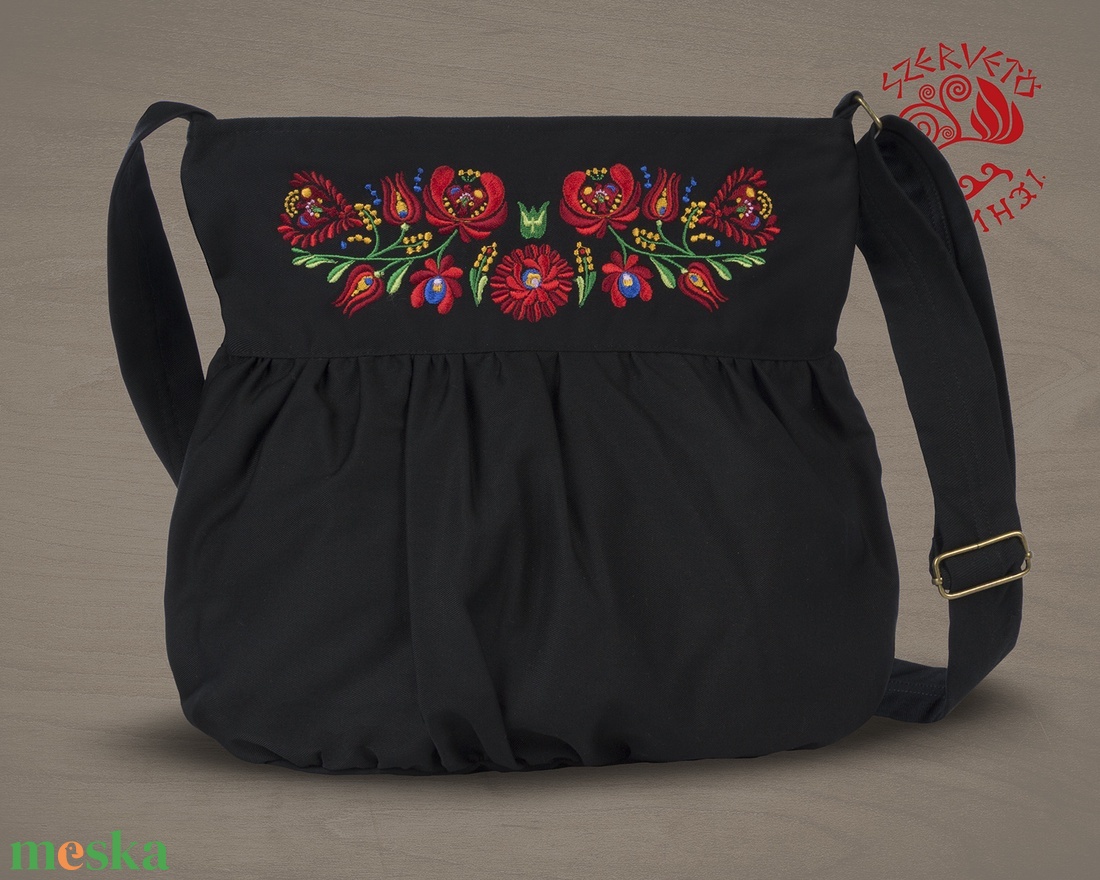 Szervető-matyó buggyos táska - fekete - táska & tok - kézitáska & válltáska - válltáska - Meska.hu