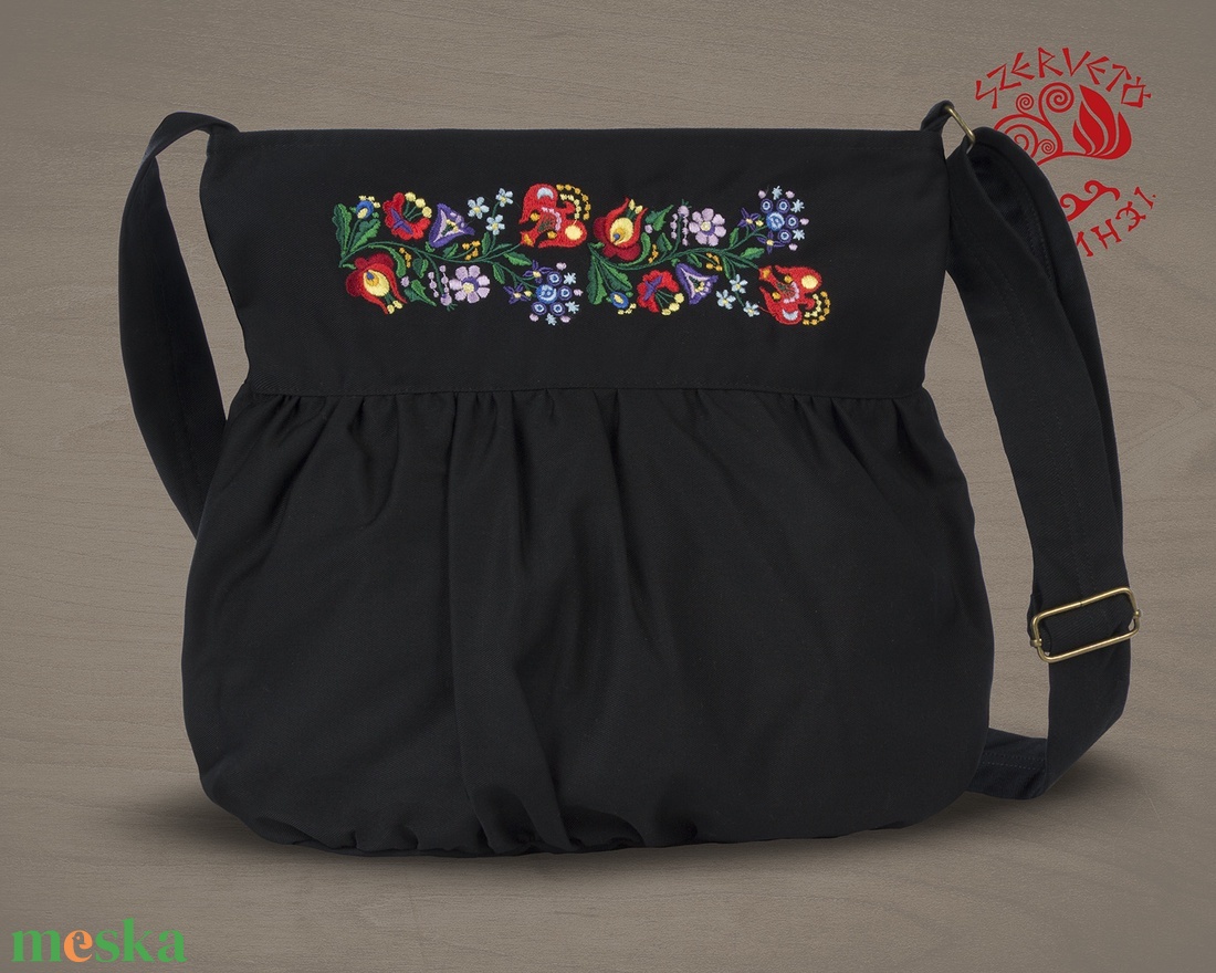 Szervető-kalocsai buggyos táska - fekete - táska & tok - kézitáska & válltáska - válltáska - Meska.hu