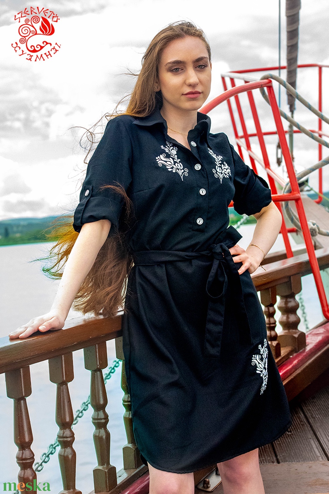 Rege ruha Szervető-jászsági hímzéssel - fekete-ezüst - ruha & divat - női ruha - ruha - Meska.hu