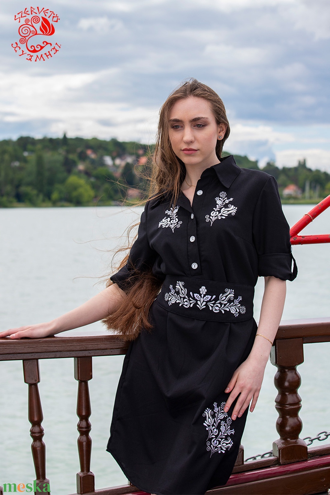 Rege ruha Szervető-jászsági hímzéssel - fekete-ezüst - ruha & divat - női ruha - ruha - Meska.hu