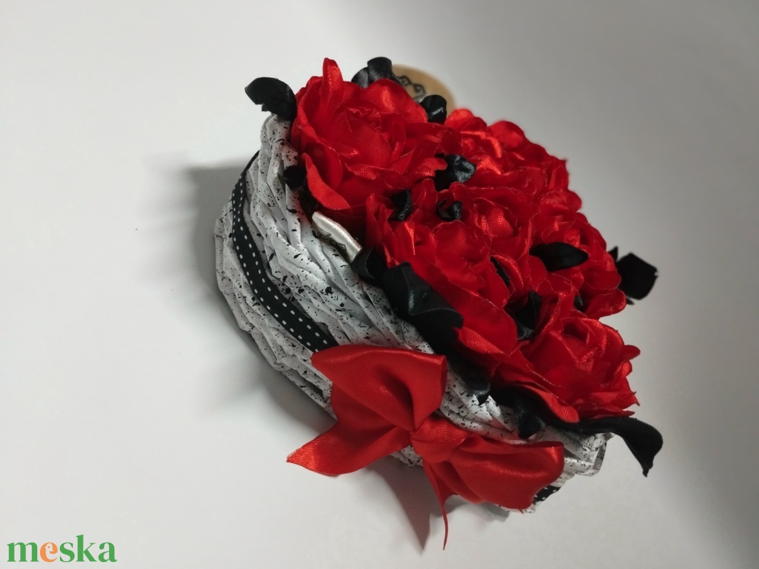 SzeviMaMa rózsabox (3.variáció) - otthon & életmód - dekoráció - asztal és polc dekoráció - asztaldísz - Meska.hu