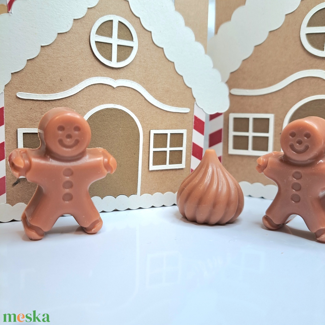 Gingerbread mézeskalács illatú szója illatviasz díszdobozban 120g - otthon & életmód - gyertya, illat, aroma - illatviasz - Meska.hu Gingerbread mézeskalács illatú szója illatviasz díszdobozban 120g - otthon & életmód - gyertya, illat, aroma - illatviasz - Meska.hu