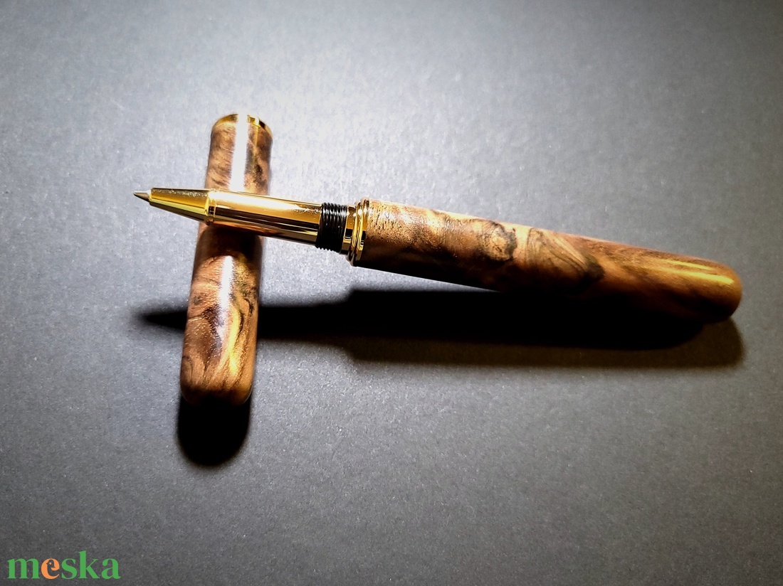 Egyedi rollerball. Stabilizált dió gyökérből. - otthon & életmód - papír, írószer - ceruza & toll - Meska.hu Egyedi rollerball. Stabilizált dió gyökérből. - otthon & életmód - papír, írószer - ceruza & toll - Meska.hu