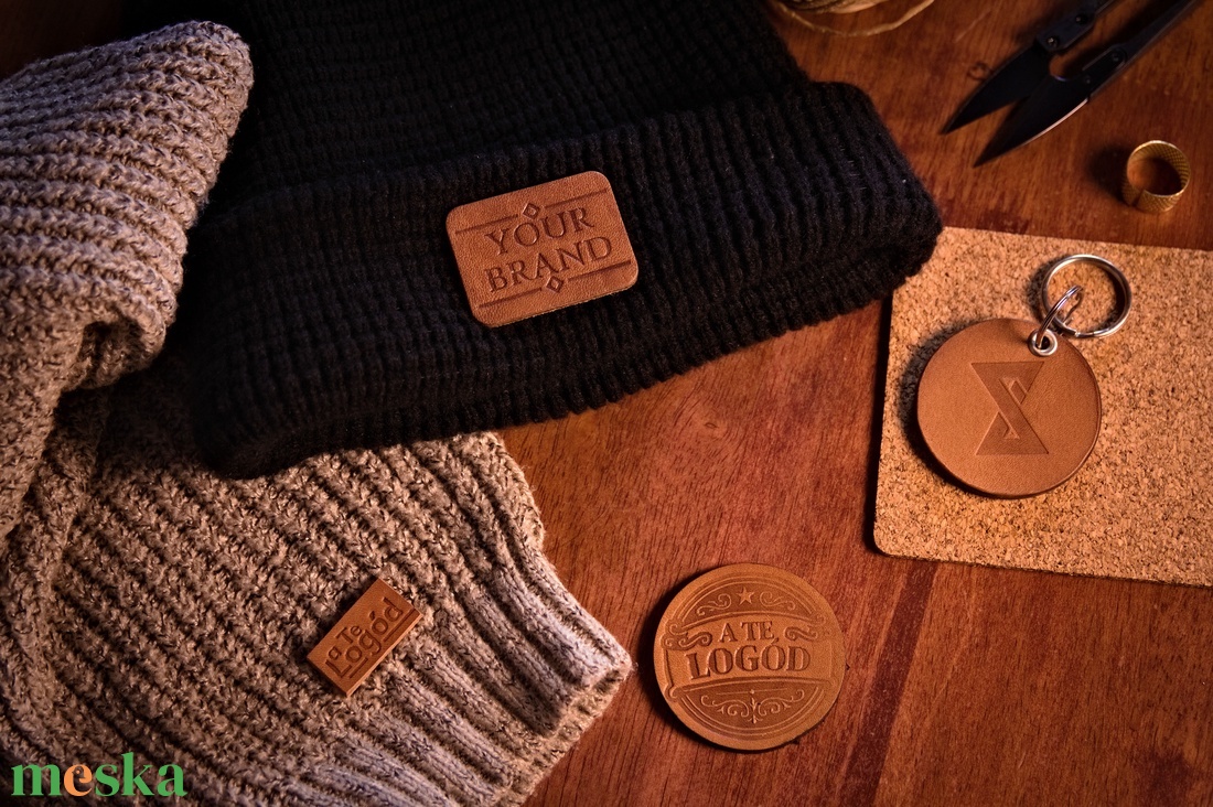 Egyedi Logós Bőr Címkék - kellékek & szerszámok - szerszámok, eszközök - kiegészítők - Meska.hu