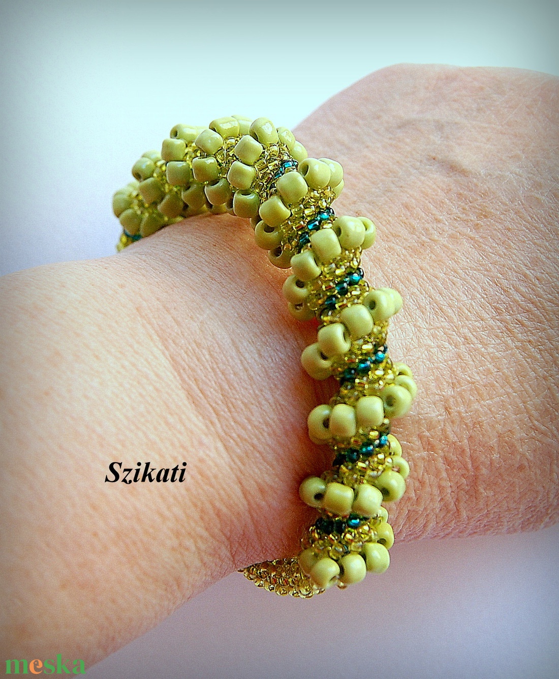 Zöld gyöngyfűzött ékszerszett - ékszer - ékszerszett - Meska.hu Zöld gyöngyfűzött ékszerszett - ékszer - ékszerszett - Meska.hu