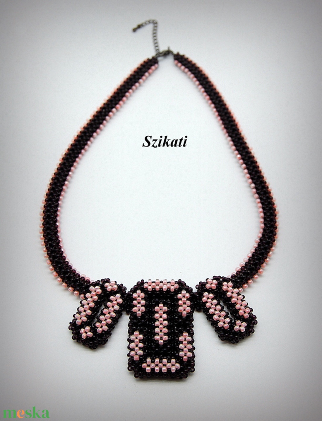 Sötétbarna - pink gyöngyfűzött nyakék - ékszer - nyaklánc - gyöngyös nyaklánc - Meska.hu