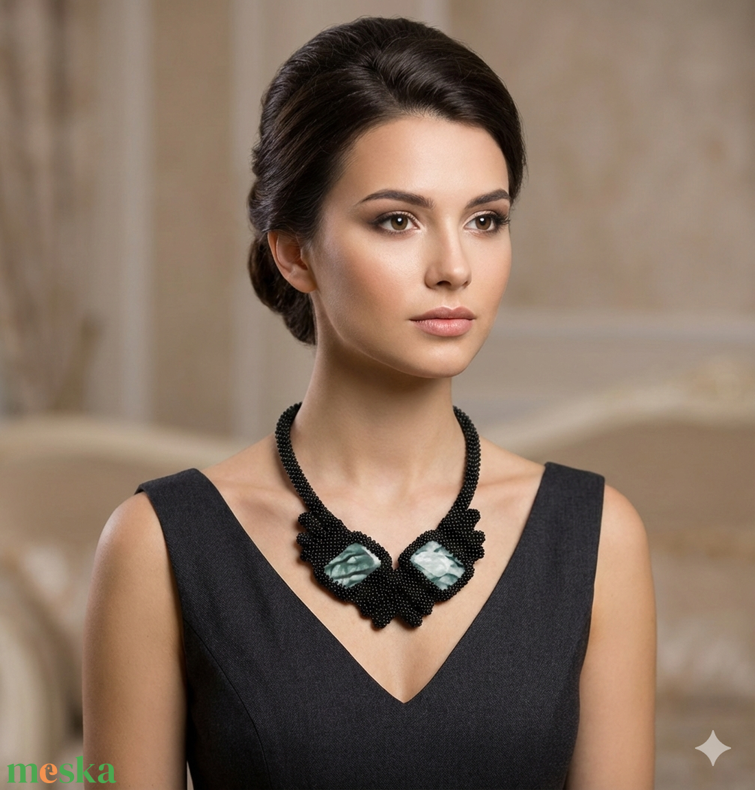 Fekete fémmentes gyöngyfűzött nyakék mentazöld kabosonnal - ékszer - nyaklánc - statement nyaklánc - Meska.hu